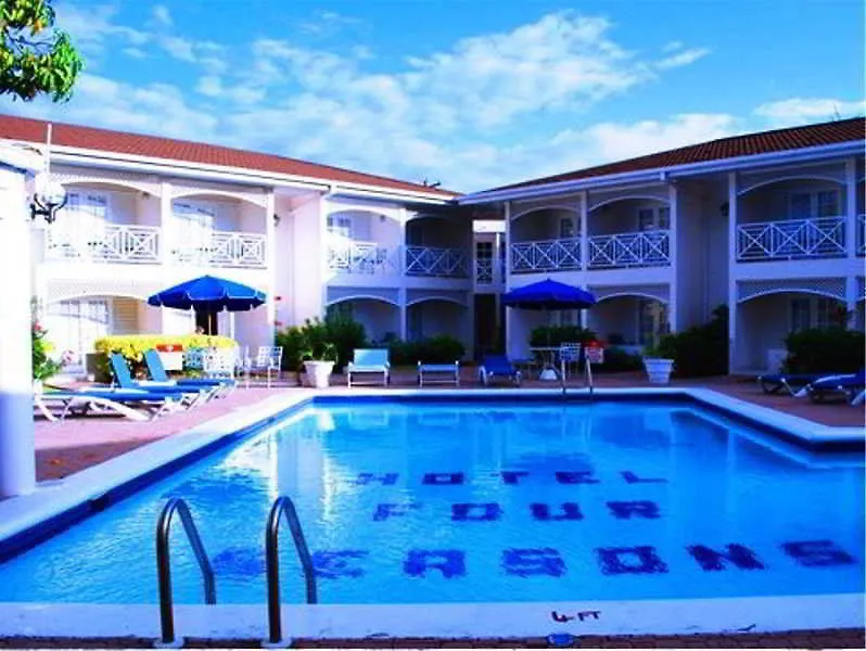 Hotel Four Seasons Kingston 3*,
