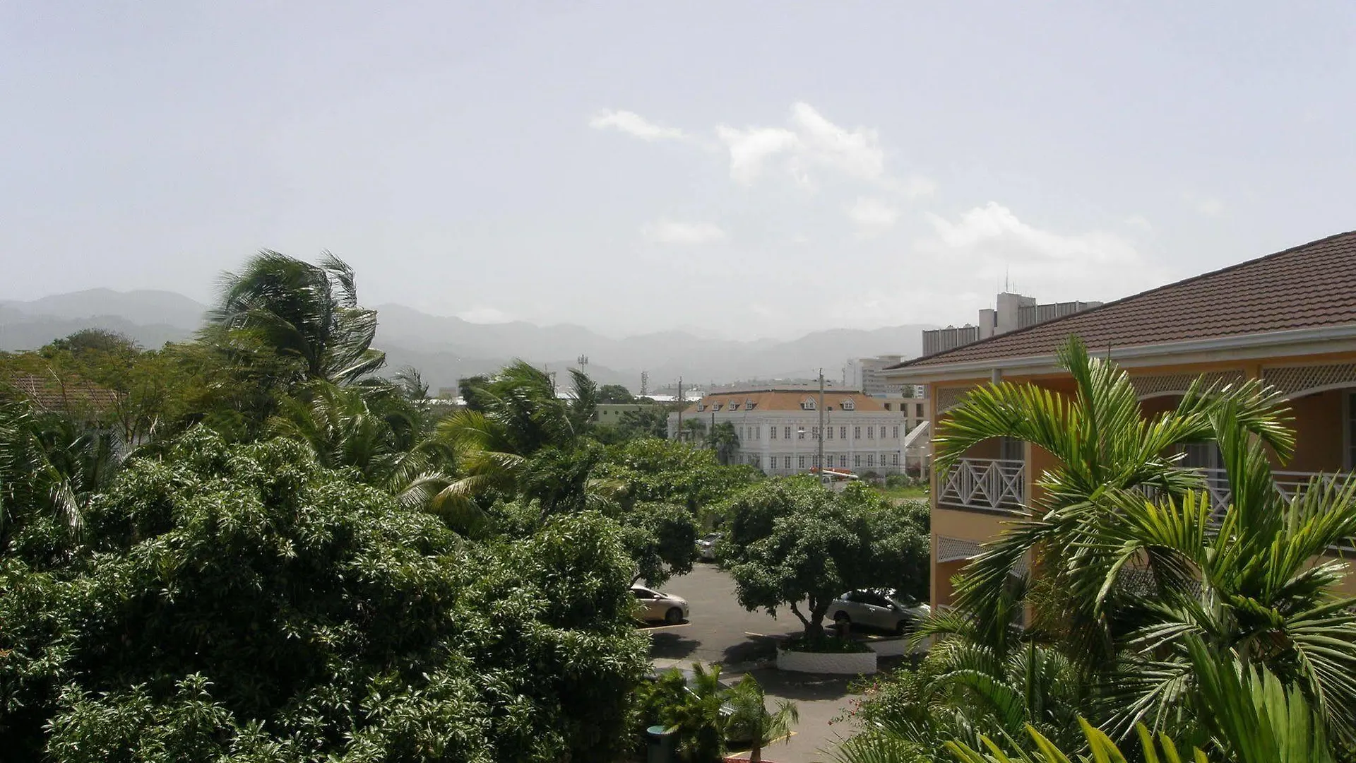 Four Seasons Hotel Kingston